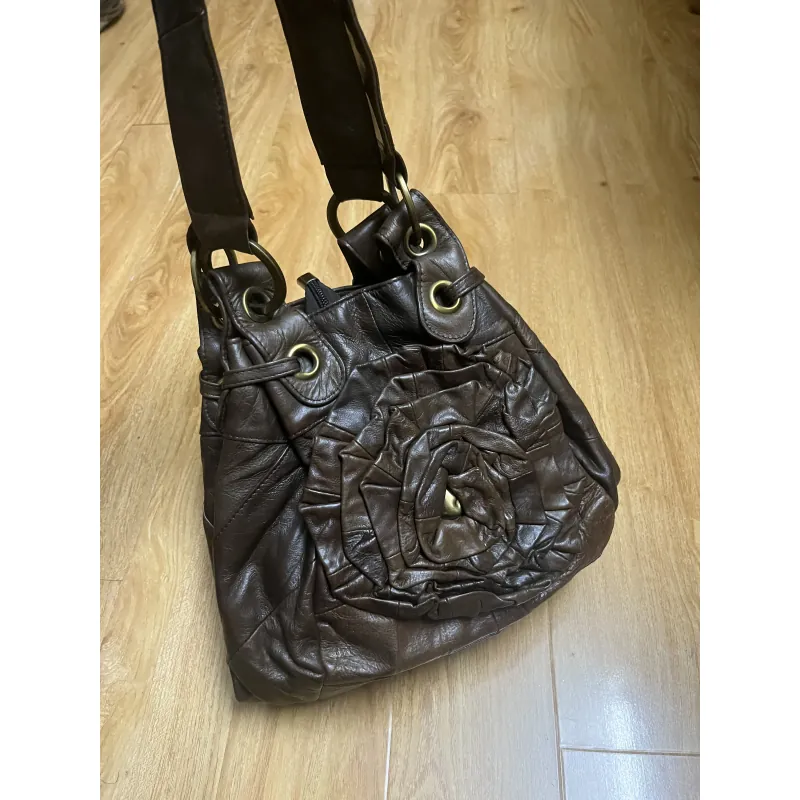 Túi nữ size 28*22*12 da thật 2hand 927865