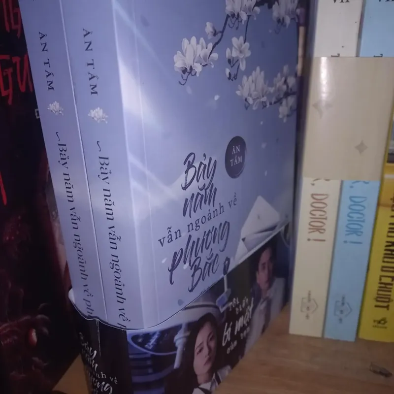 Bảy năm vẫn ngoảnh về phương bắc bộ 2 cuốn 569236