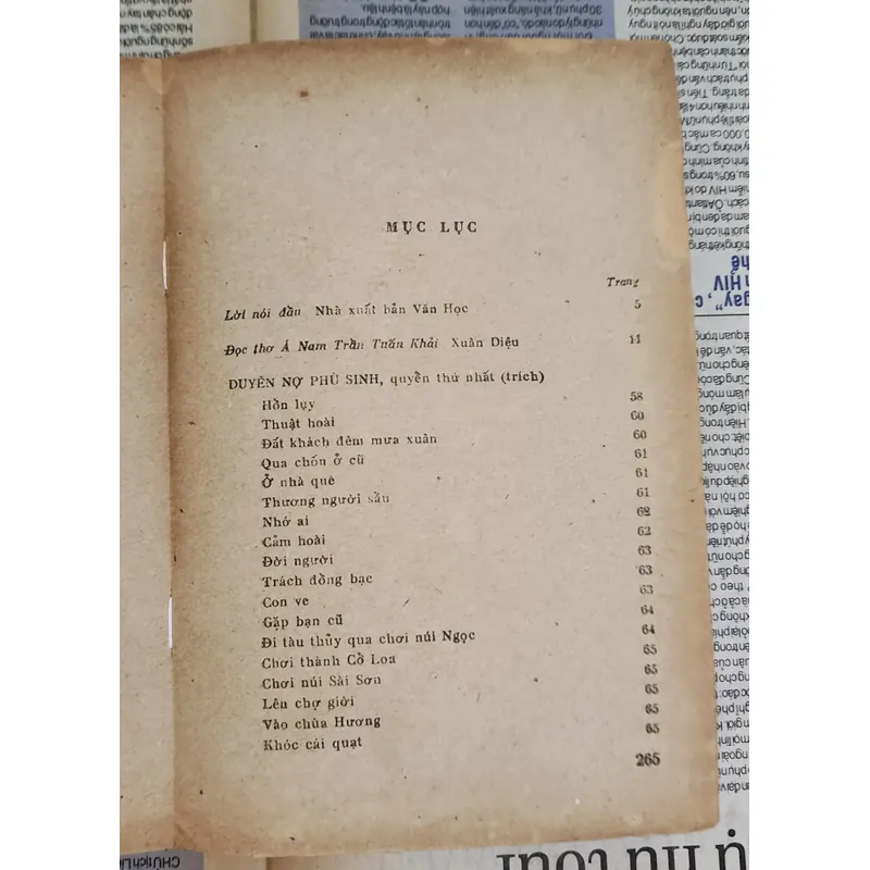 THƠ VĂN Á NAM TRẦN TUẤN KHẢI (Văn học cổ cận đại Việt Nam) 726034