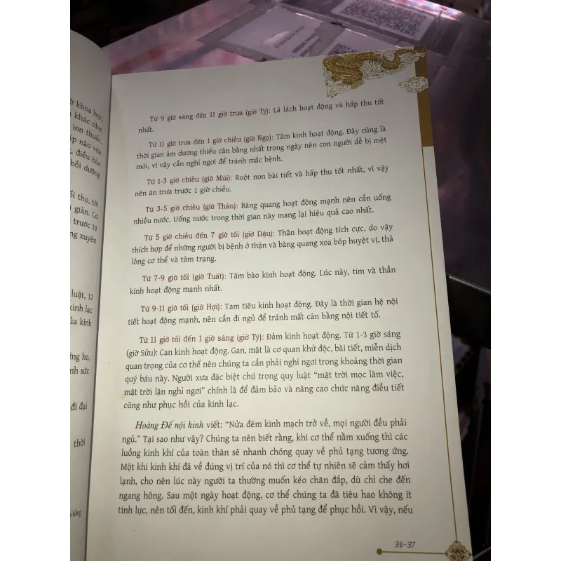 Cẩm nang dưỡng sinh thông kinh lạc  1029288