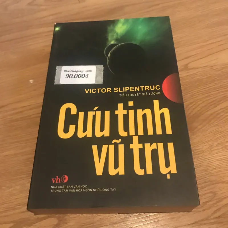 Cứu tinh vũ trụ - Victor Slipentruc 723176