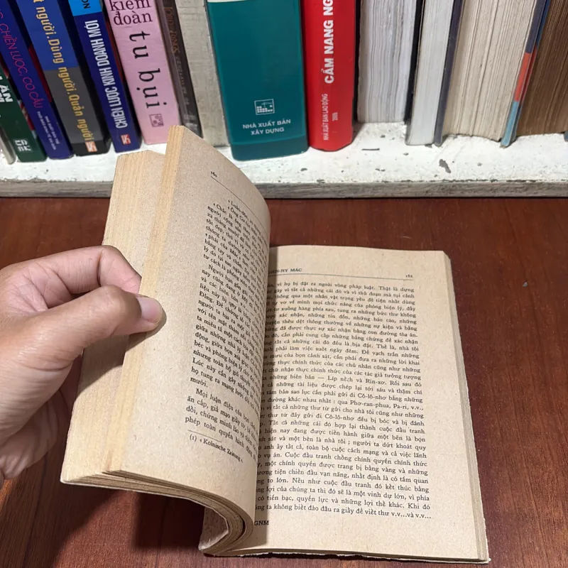 II Sách Xưa: Gienny Mác _ JENNY MARX - LUISE DORNEMANN - Trần Khuyến (Dịch) - 1976 764017