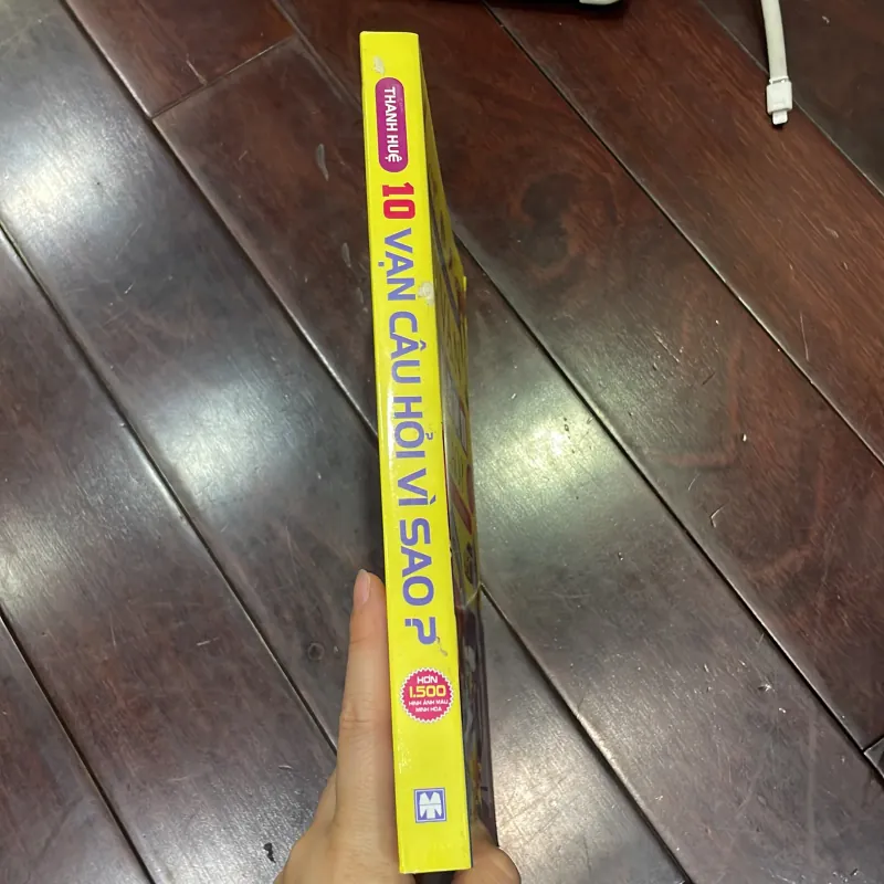 Sách in màu cán bóng : 10 vạn câu hỏi vì sao ? Bách khoa tri thức phổ thông 1500 hình ảnh 1026754