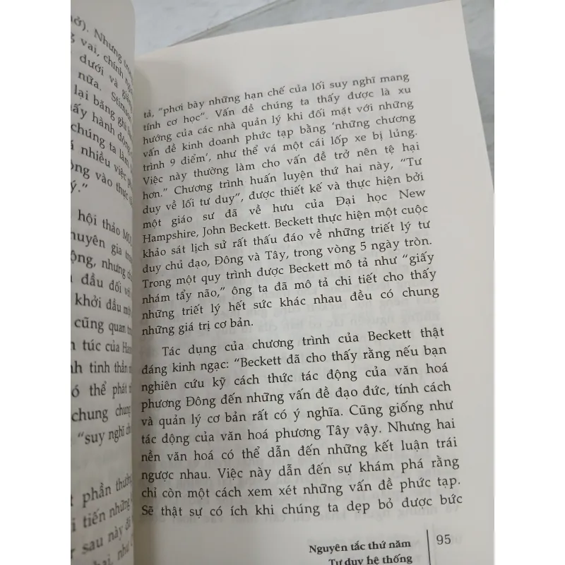 NGUYÊN TẮC THỨ NĂM TƯ DUY HỆ THỐNG - PETER M. SENGE (Dũng Tiến - Thúy Nga biên dịch) 972781