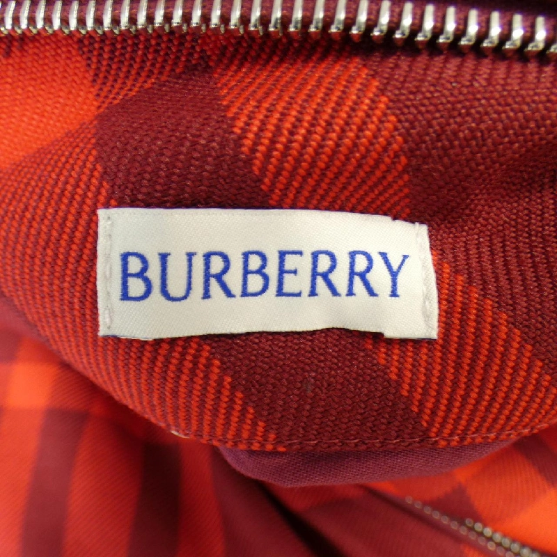 Áo khoác BURBERRY - Hàng hiệu Chính hãng 902912