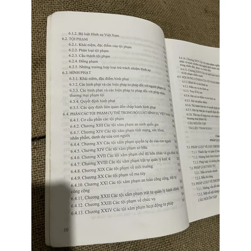 Giáo trình ĐẠI CƯƠNG VẺG NHÀ NƯỚC VÀ PHÁP LUẬT , khổ lớn, gần 600 trang  797707