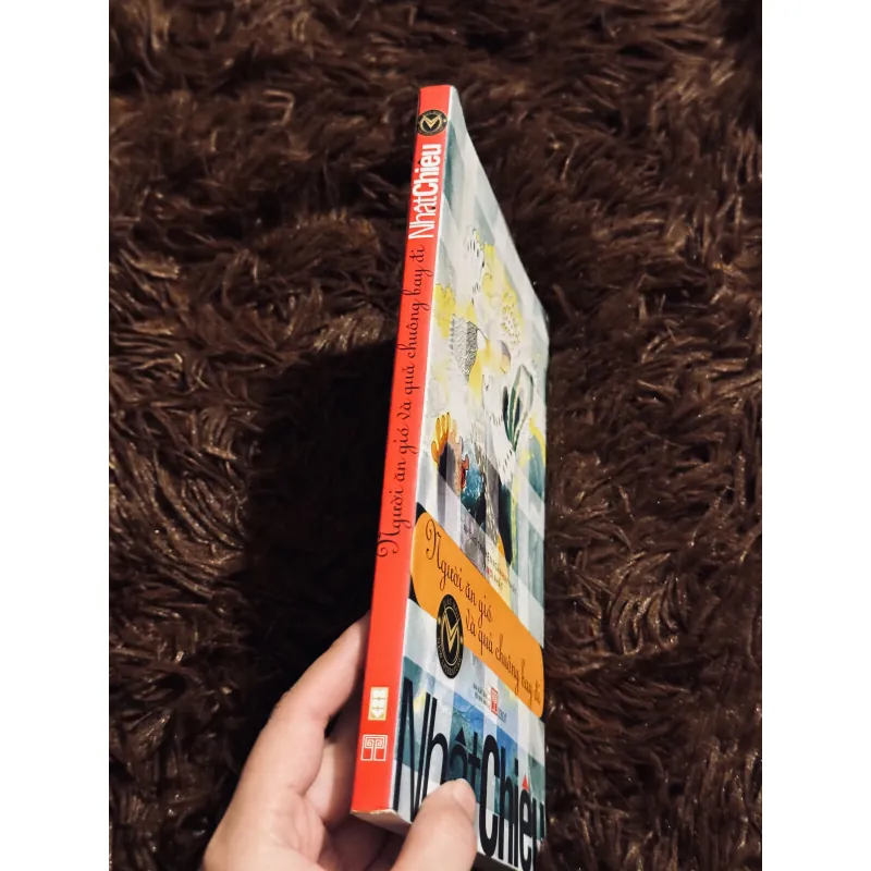 Người ăn gió và quả chuông bay đi 993319