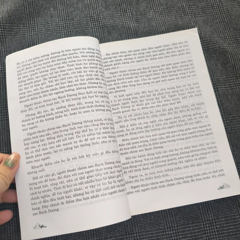 Sách Chiêm tinh học - 12 Chòm sao & Tính cách con người - Giá bìa 68k 319973