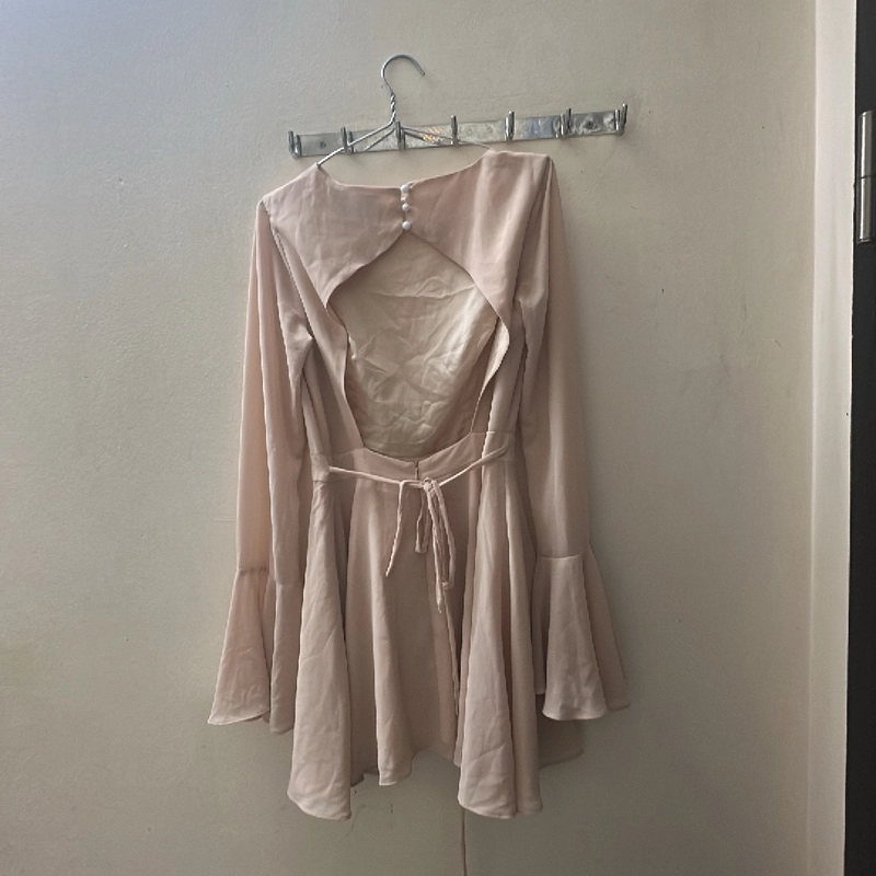 Đầm hở lưng 460908
