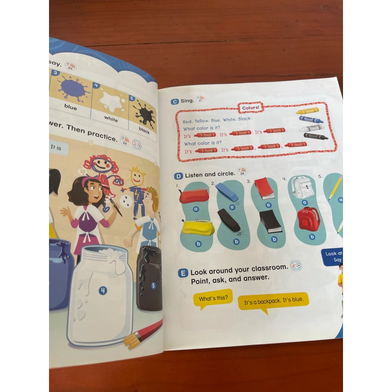 HỌC TIẾNG ANH Everybody up student book 1 539350