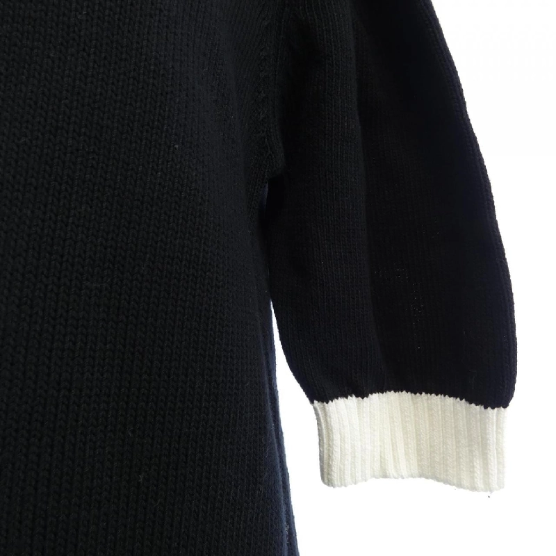 Váy đầm PRADA 23955 S231 1Z05 648508