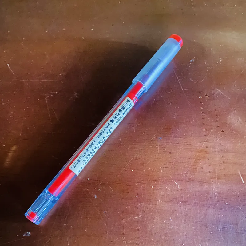 Bút bi hoặc sản phẩm khác  721047