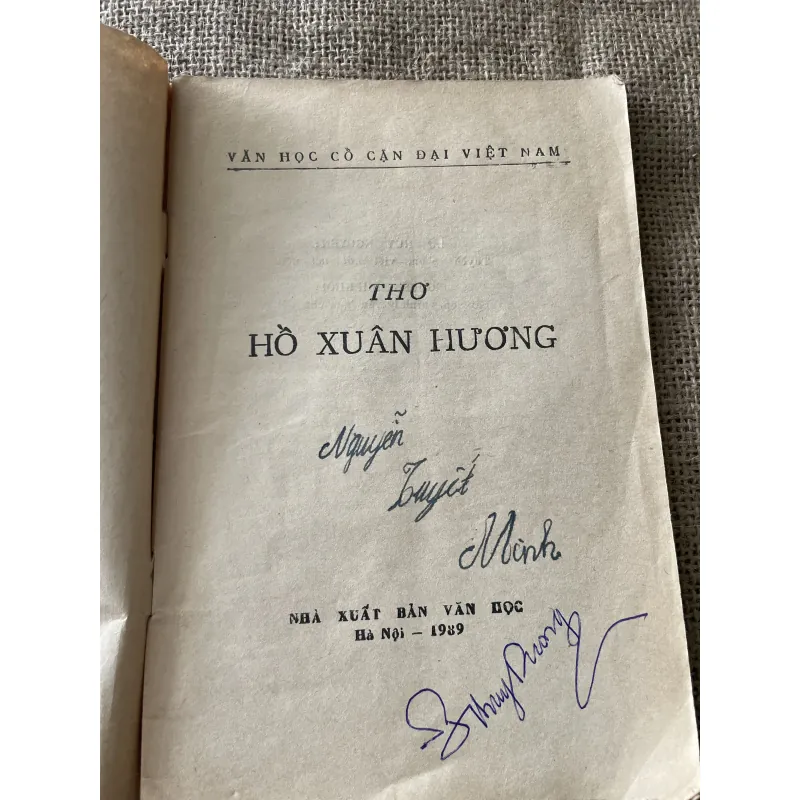 Thơ Hồ Xuân Hương  796852