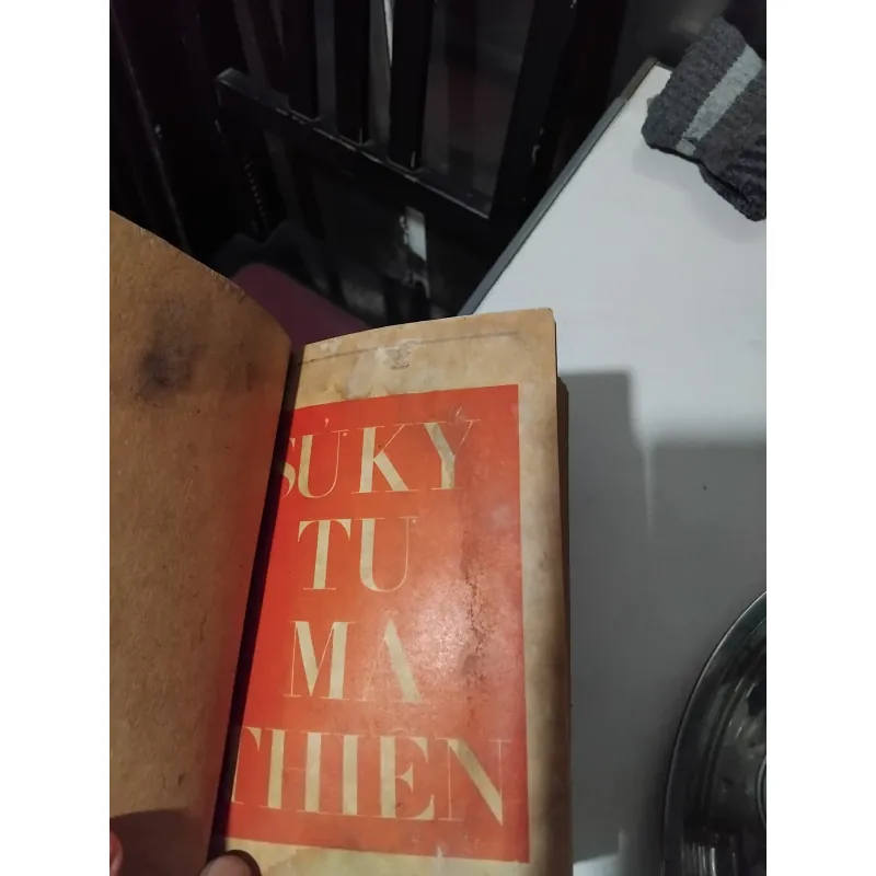 Sử ký Tư Mã Thiên do Nhữ Thành tức GS Phan Ngọc dịch  933747