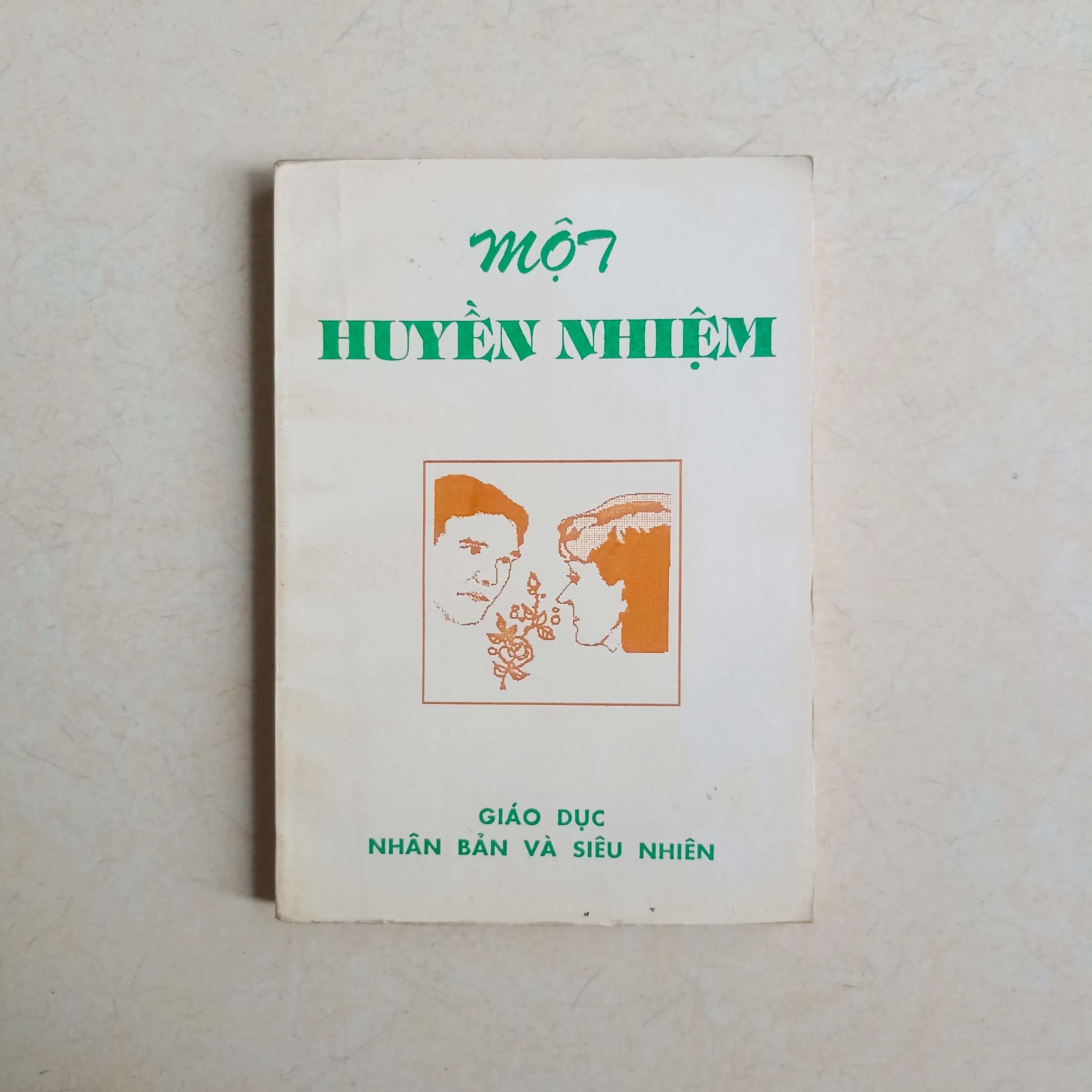 Một huyền nhiệm 🌻 by  - Sách Book Cover - Ngọc Hiển Books
