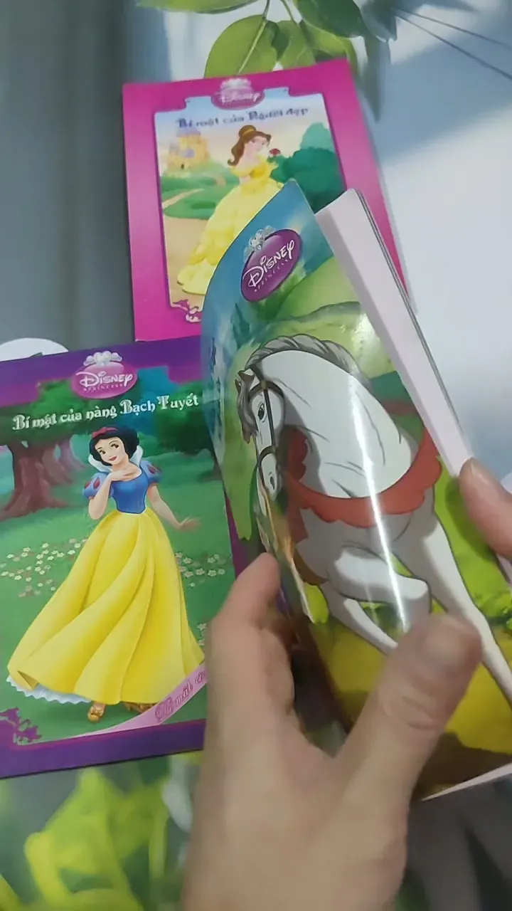 Combo Truyện Màu Cổ Tích Walt Disney: Bạch Tuyết Và Bảy Chú Lùn, Bí Mật Của Người Đẹp 715657
