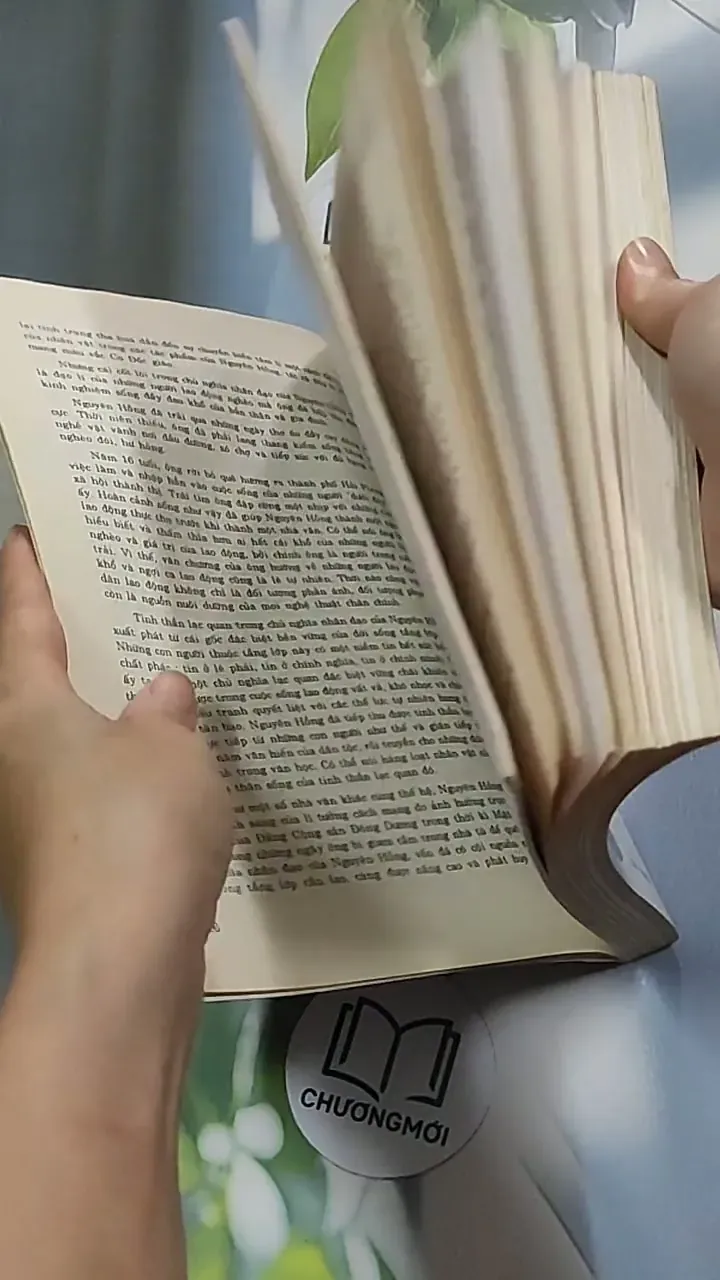 Nguyên Hồng - Những tác phẩm tiêu biểu trước 1945 - Nguyên Hồng 698515