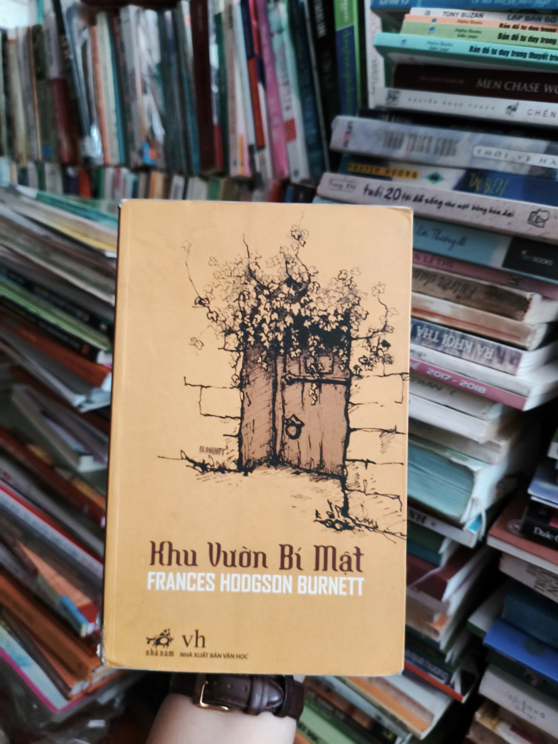 Khu Vườn Bí Mật