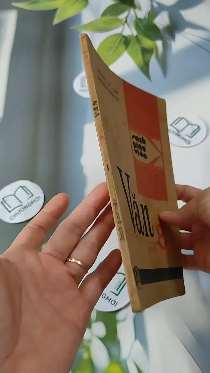 Văn 8 (tập 1) - Sách Giáo Viên - Nguyễn Sĩ Cần & Nguyễn Quốc Túy 713800