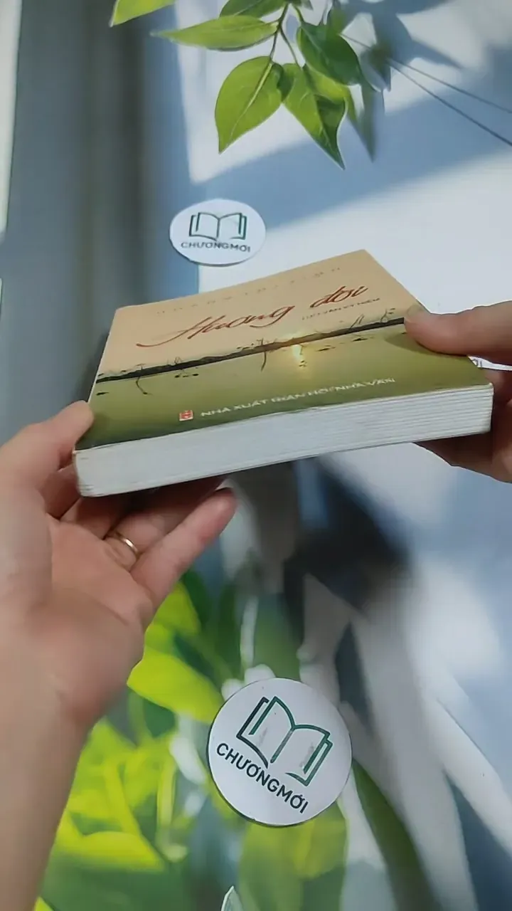 Hương Đời - Thơ Văn Kỷ Niệm 705737