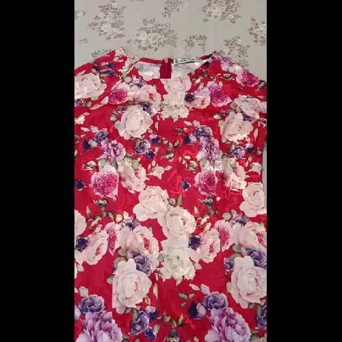 Áo dài kèm chân váy trắng size M