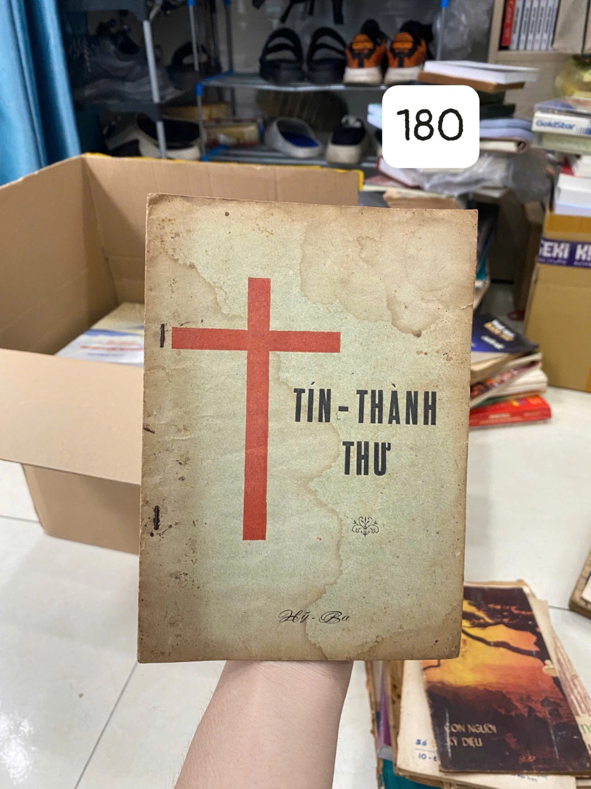 Tín - Thành Thư by  - Sách Book Cover - Ngọc Hiển Books