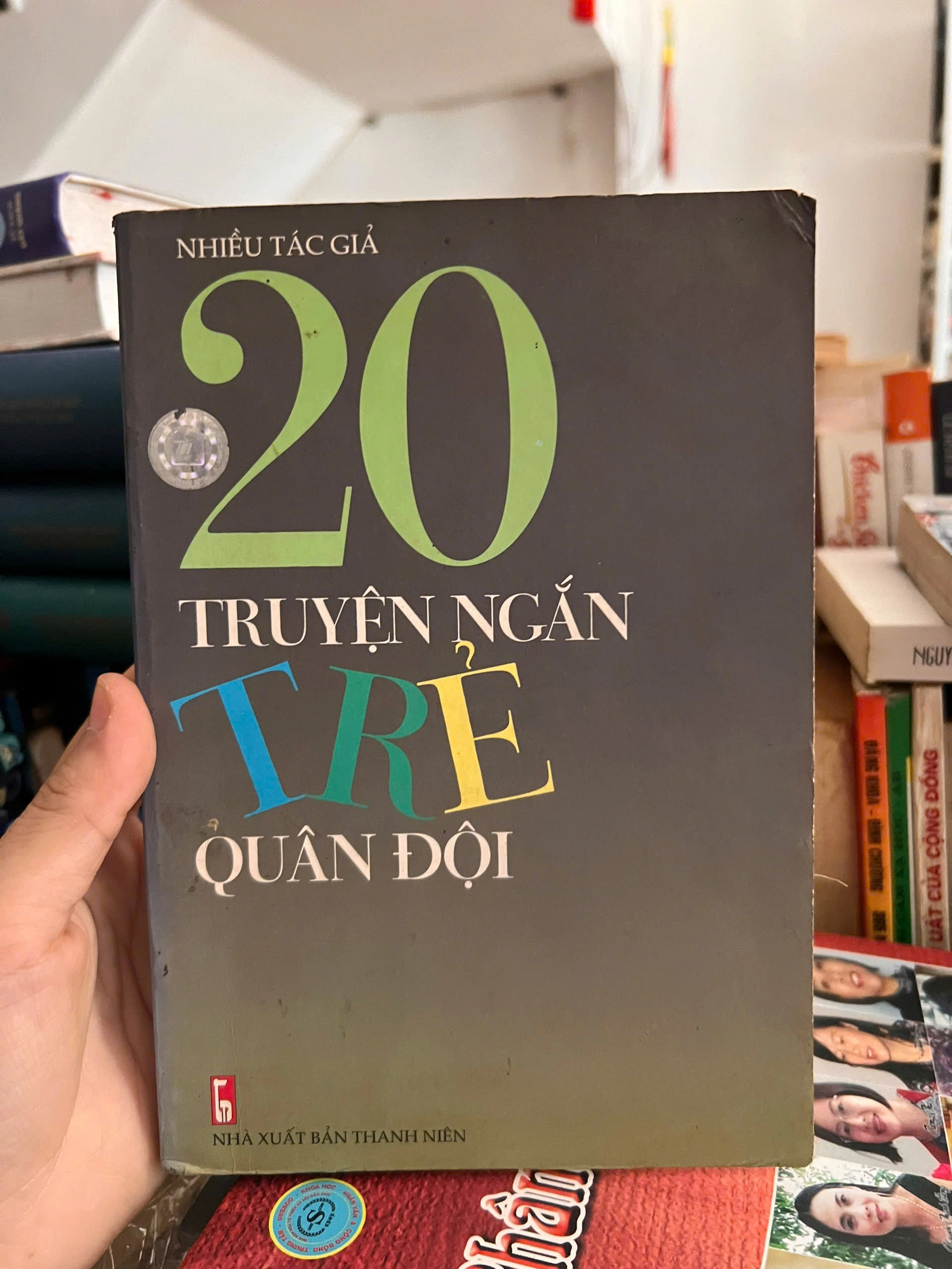 20 Truyện Ngắn Trẻ Quân Đội by Nhiều tác giả (tuyển chọn) - Sách Book Cover - Ngọc Hiển Books
