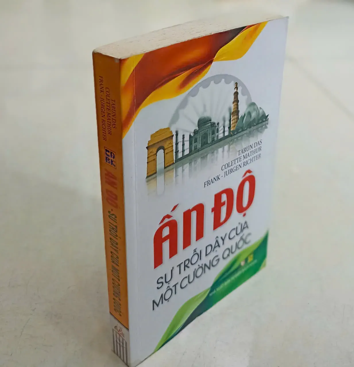 Ấn Độ sự trỗi dậy của một cường quốc 🌻 by  - Sách Book Cover - Ngọc Hiển Books