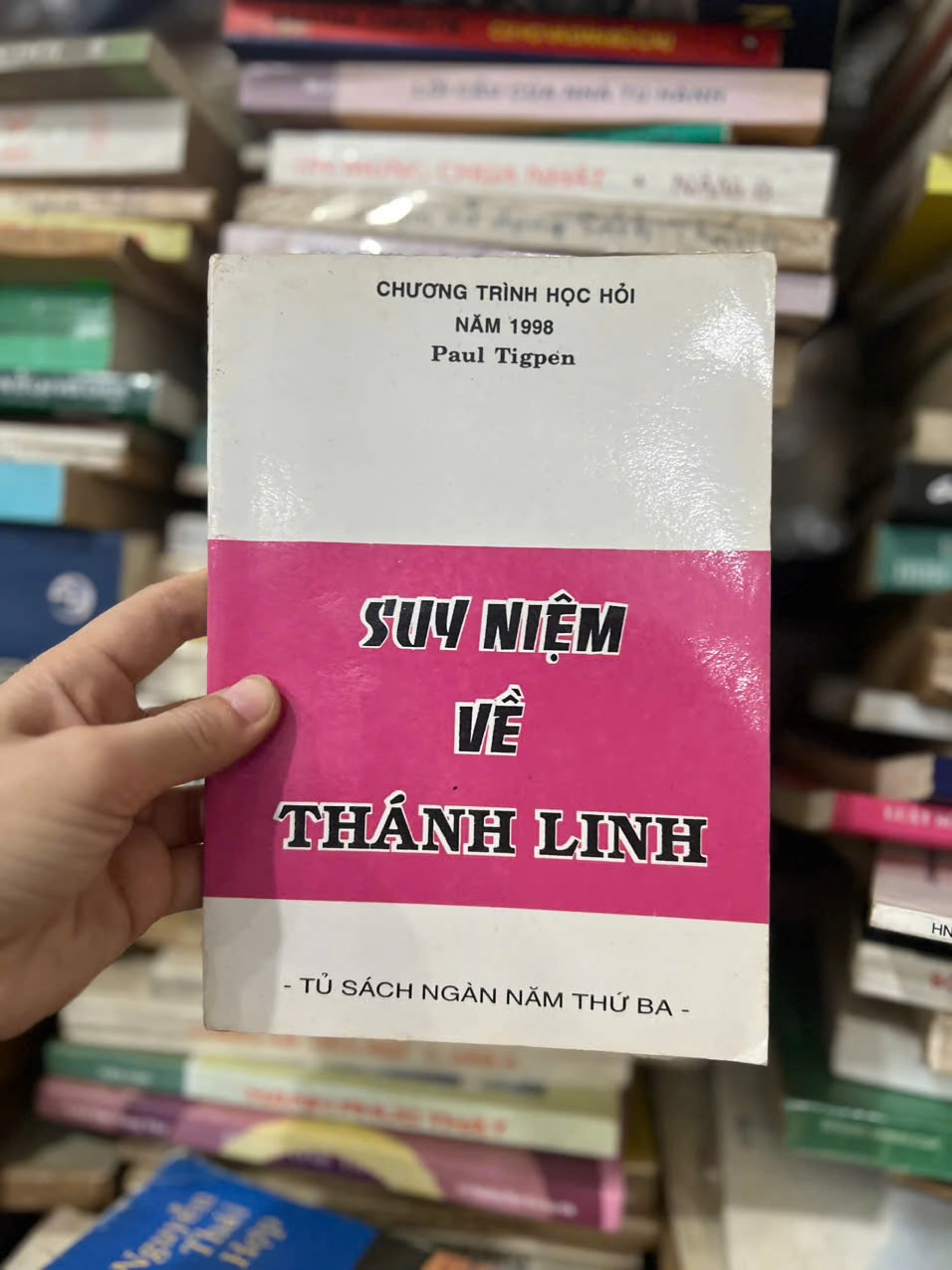 Suy Niệm Về Thánh Linh by Paul Tigpen - Sách Book Cover - Ngọc Hiển Books