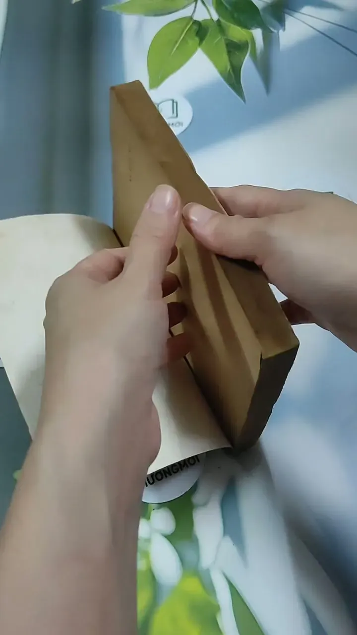 Kẻ Giấu Mặt - Matthews Adam 713890