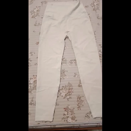 Quần dài trắng L (quảng Châu)  1023245