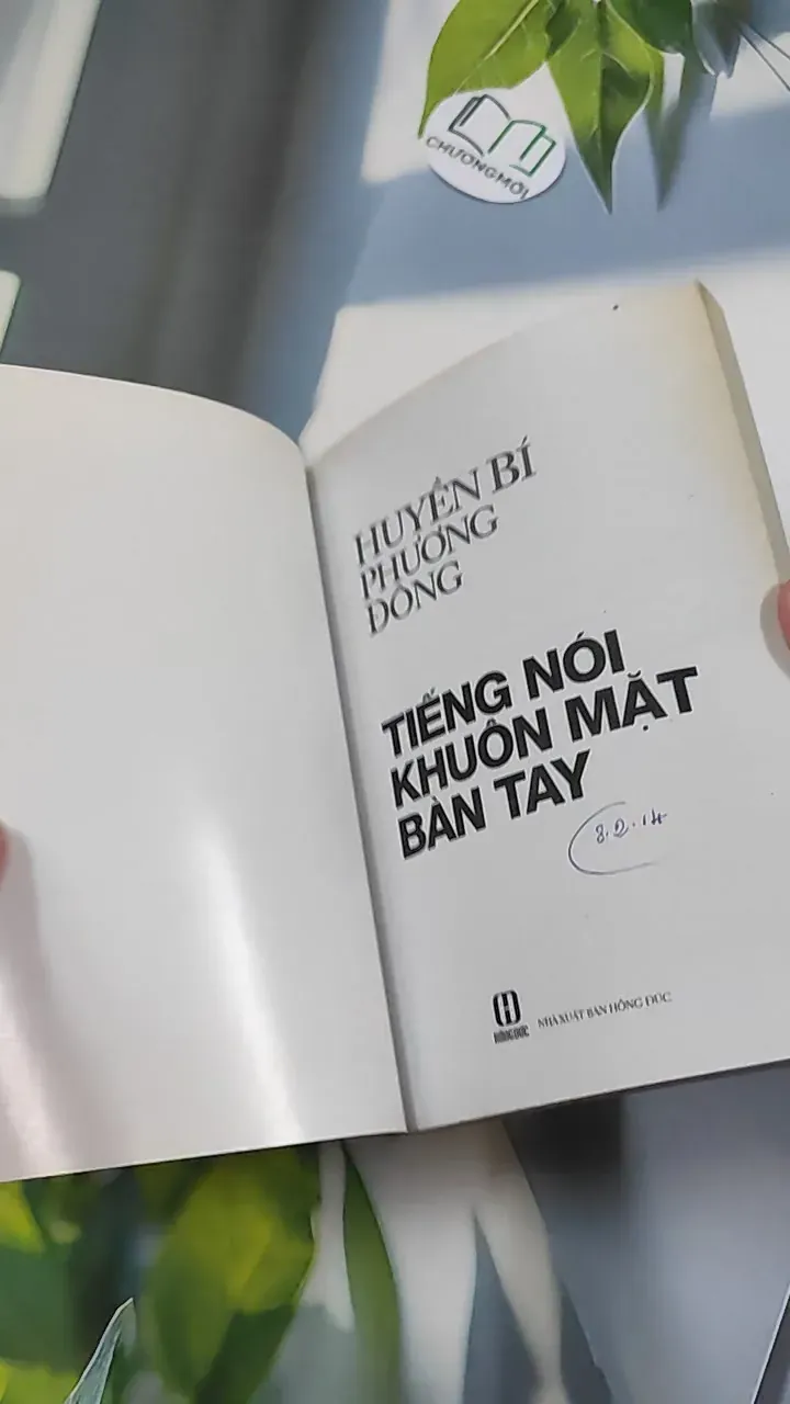 Huyền Bí Phương Đông Tiếng Nói Khuôn Mặt Bàn Tay - Thái Uyên & Vũ Đức 776123