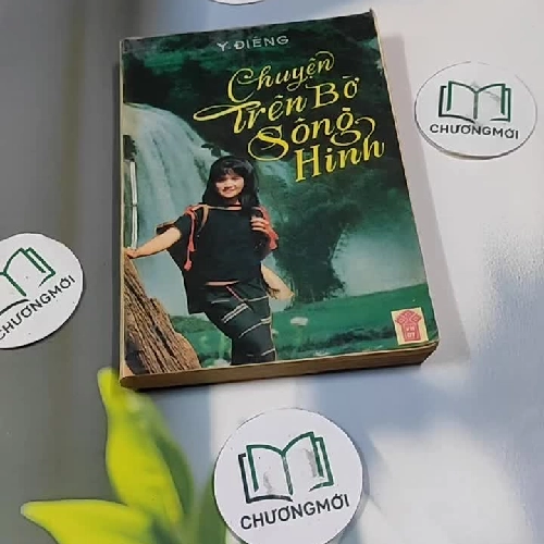 Chuyện Trên Bờ Sông Hinh - Y Điêng