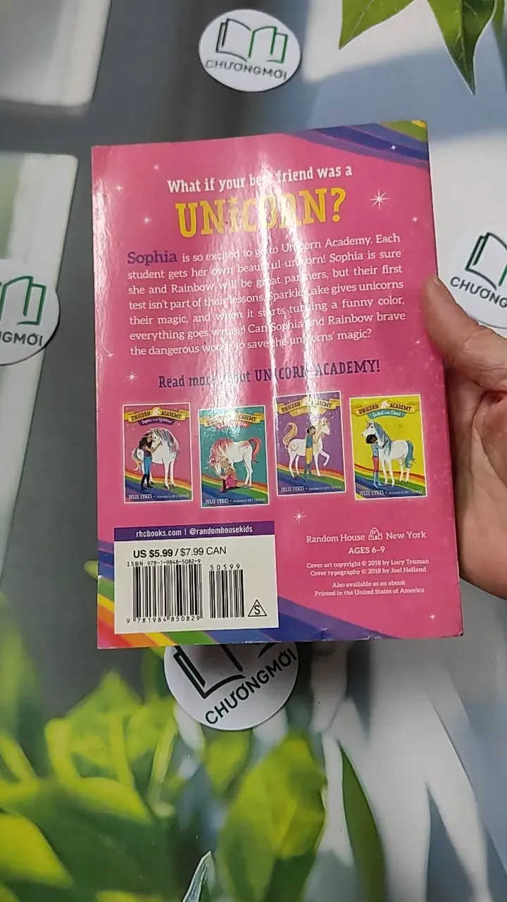 Unicorn Academy: Sophia and Rainbow - Julie Sykes 754517