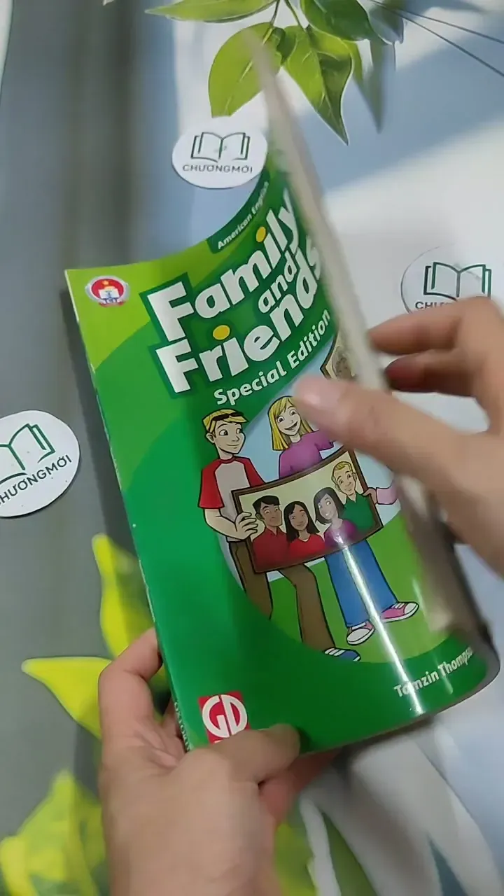 Family And Friends Grade 4 Student Book (Special Edition) 713905