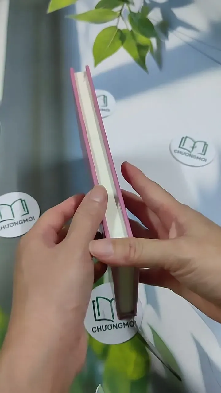 Phẩm Giá Quý Cô - Sheryl Shade 705712