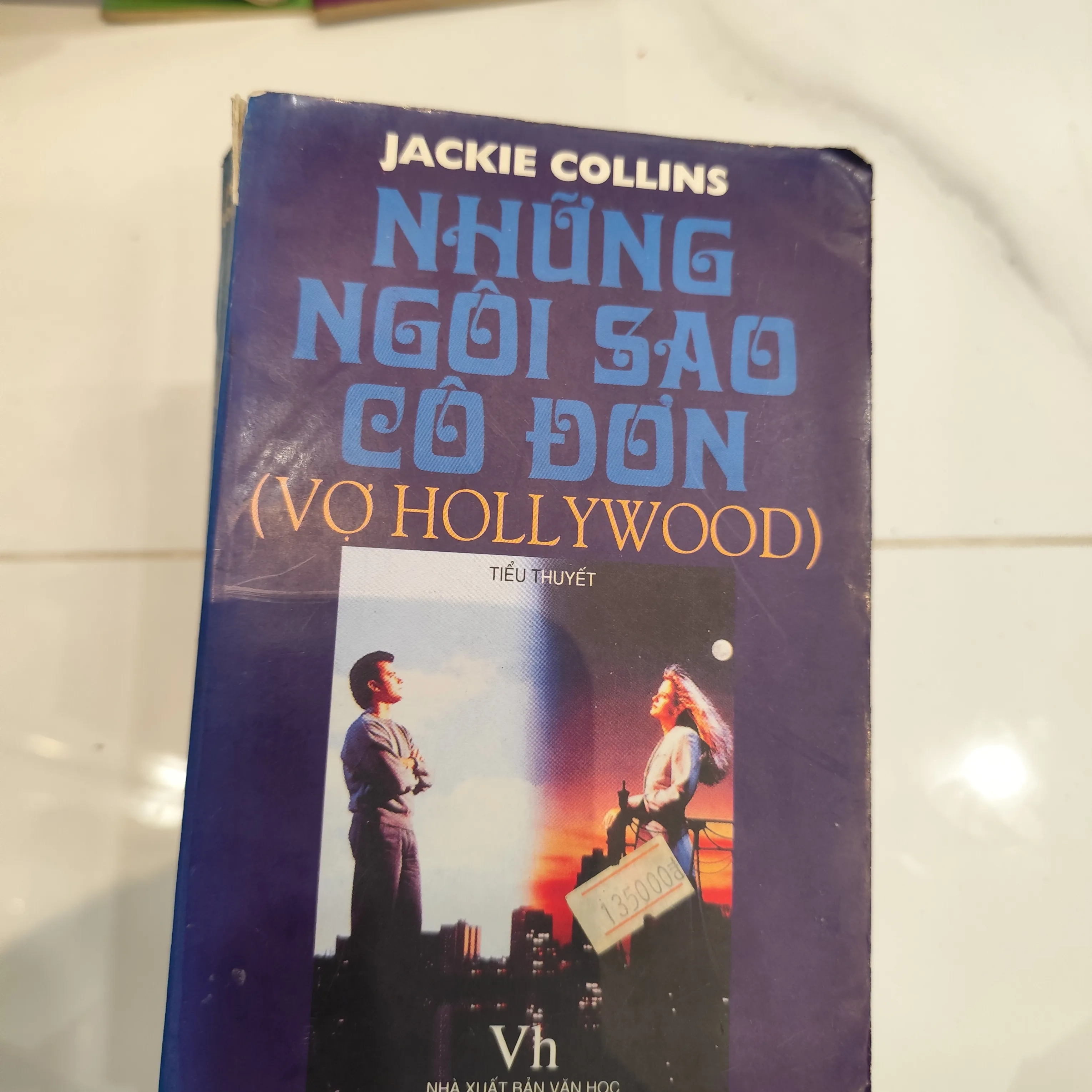 Những ngôi sao cô đơn( vợ Hollywood ) by  - Sách Book Cover - Ngọc Hiển Books