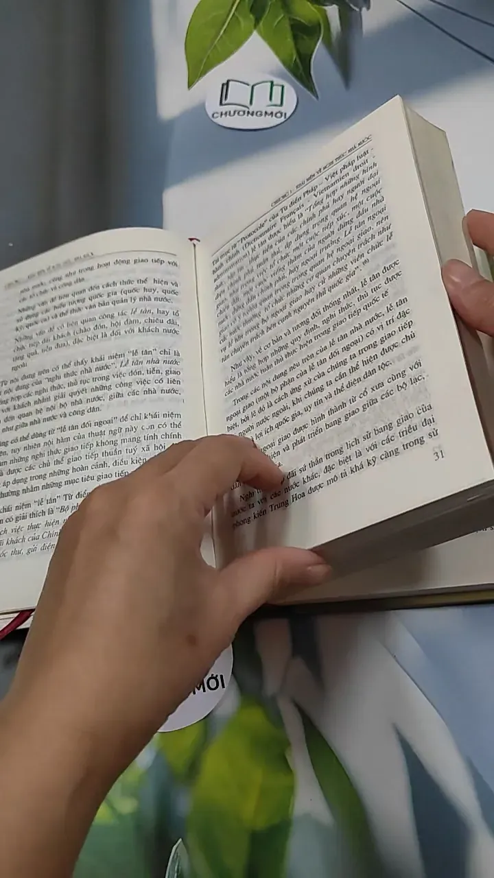 [MIỄN PHÍ BỌC SÁCH] Nghi Thức Nhà Nước - TS. Lưu Kiếm Thanh 749591