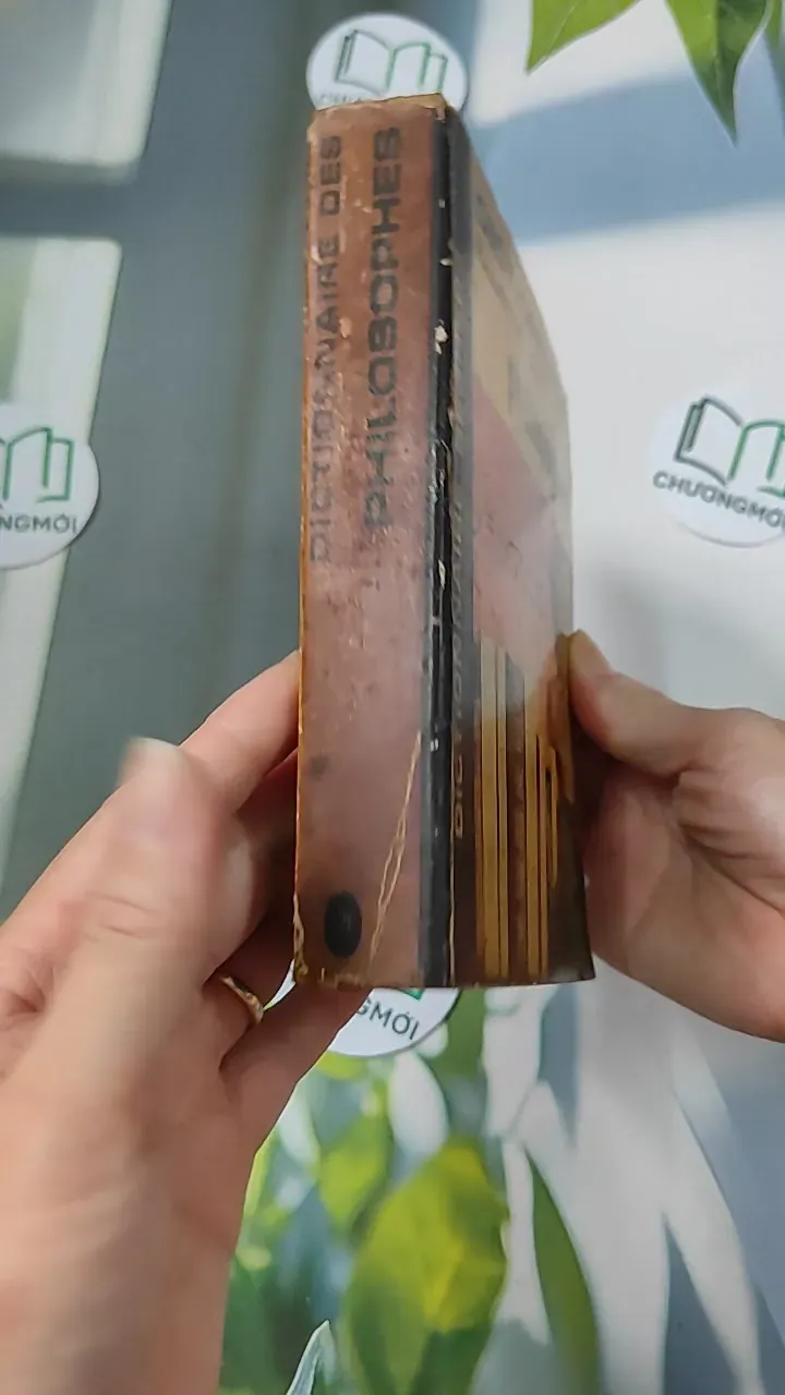 [MIỄN PHÍ BỌC SÁCH] [XƯA] Dictionnaire Illustré des Philosophes (1962) 754501