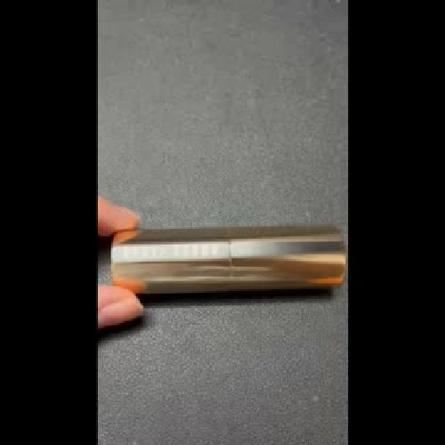 Son Bobbi Brown màu 64