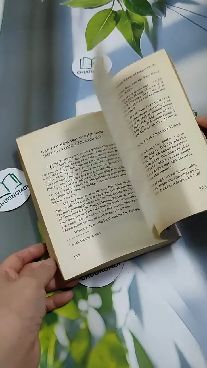 Sử Học và Hiện Thực - Văn Tạo 713898