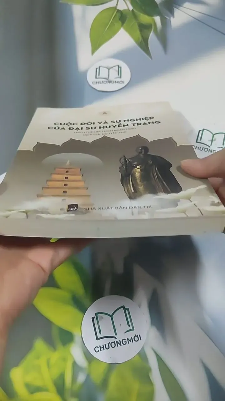 [MIỄN PHÍ BỌC SÁCH] Cuộc Đời Và Sự Nghiệp Của Đại Sư Huyền Trang (Có Chữ Ký Đại Đức Thích 715614