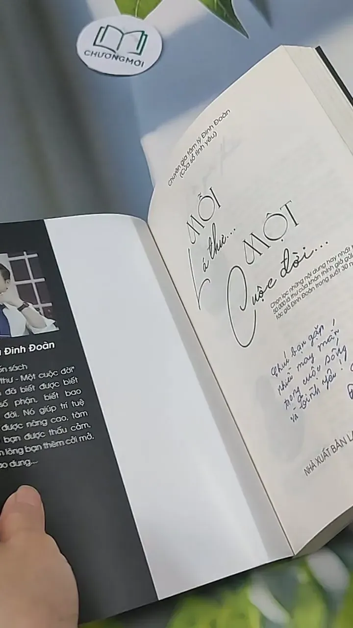 [MIỄN PHÍ BỌC SÁCH] Mỗi Lá Thư - Một Cuộc Đời 705619