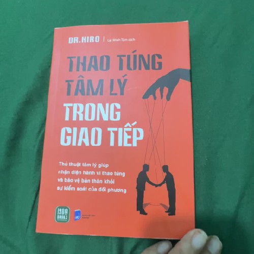 Sách Thao túng tâm lý trong giao tiếp mới đọc 1 lần, còn rất mới 184796