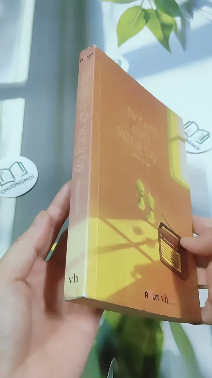 Nợ Em Một Vòng Tay 744713