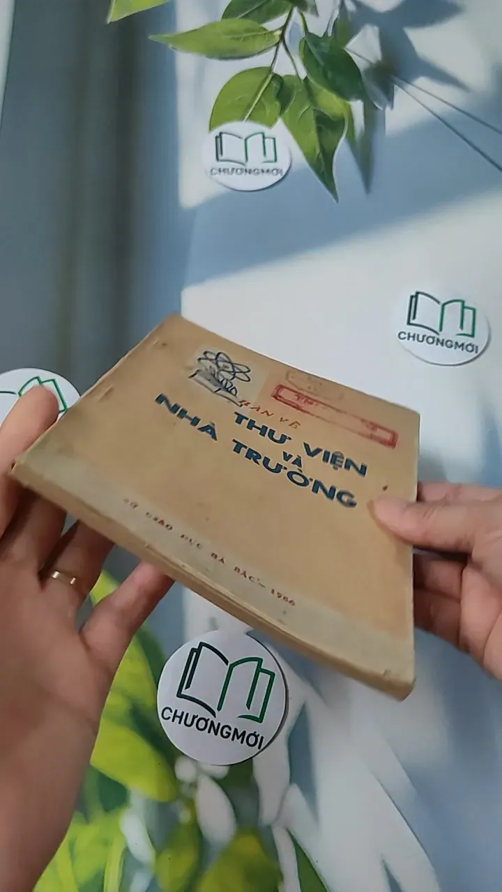 [XƯA] Bàn Về Thư Viện Và Nhà Trường (1986) - Văn Hải 775986