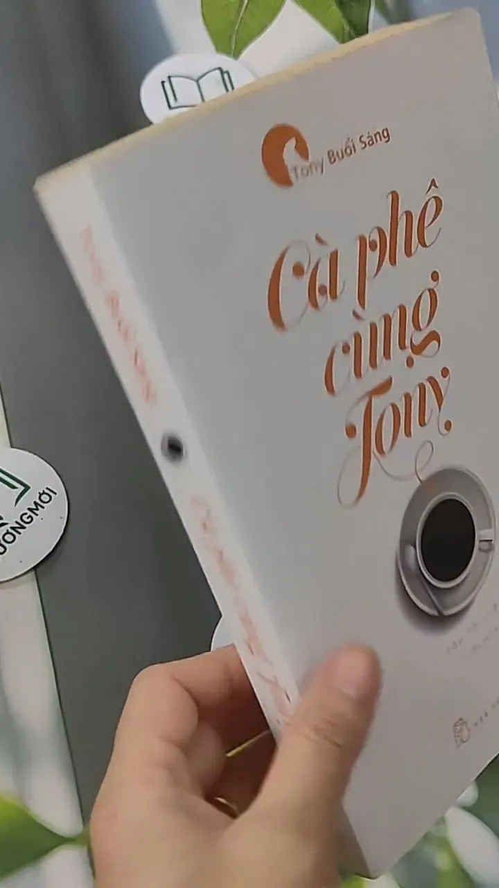 Cà Phê Cùng Tony 705590