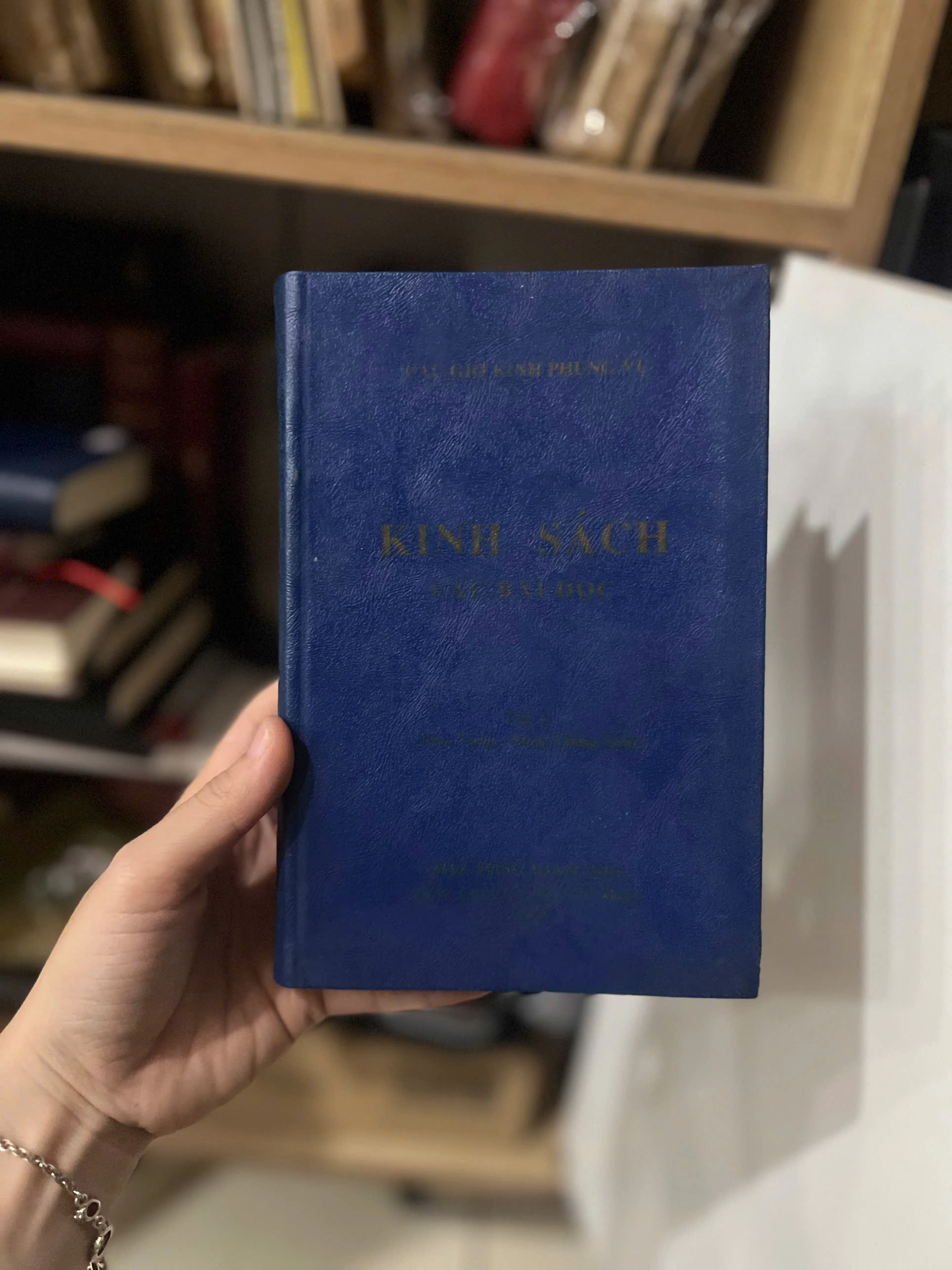 Kinh Sách 1994 by  - Sách Book Cover - Ngọc Hiển Books