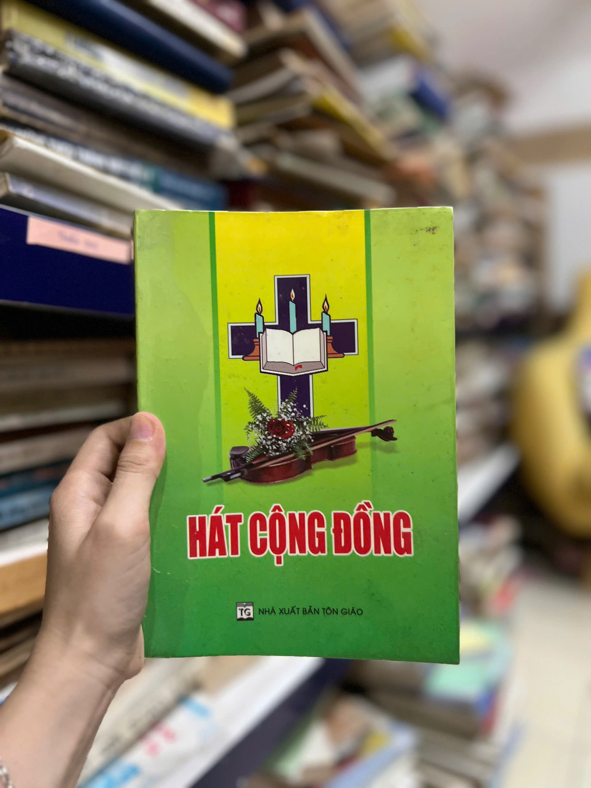 Hát Cộng Đồng by  - Sách Book Cover - Ngọc Hiển Books