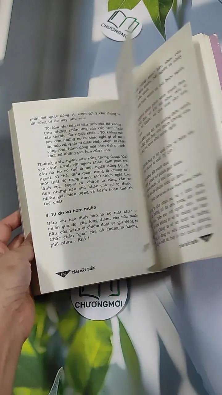 Tâm bất biến giữa dòng đời vạn biến - TS. Trần Thị Giồng 776207